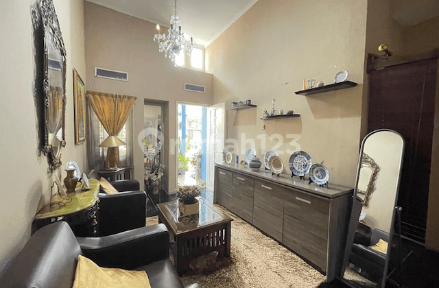 Rumah 2.5 Lantai Murah Dan Terawat di Kota Baru Parahyangan Bandung