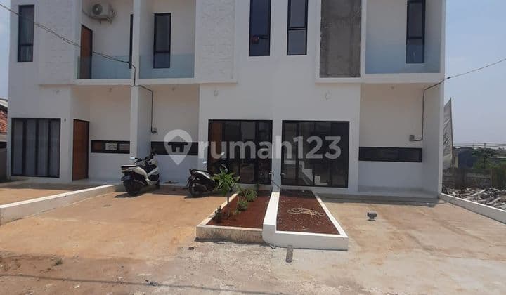 Buruan Booking Rumah Clasik 2 Lantai Super Murah