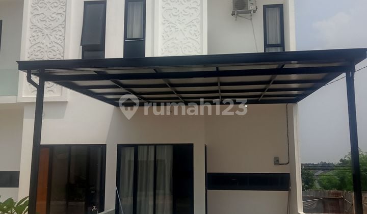 Buruan Booking Rumah Clasik 2 Lantai Super Murah