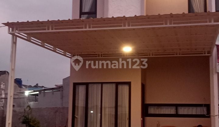 Rumah 2 Lantai Clasik Super Murah Di Tang-Sel