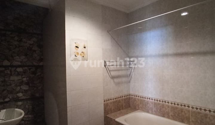 Ruko Strategis di Bandung Selangkah ke Jalan Asia Afrika