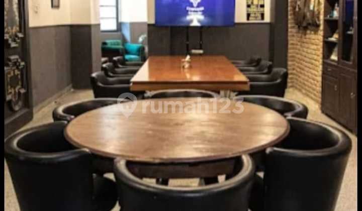 Rumah Mewah Luas 2 Lantai di Dago Bawah Bandung Lokasi Premium