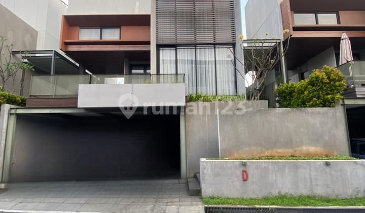 Bintaro - Pesanggrahan - Rumah Bagus & Cantik. SHM. LT 163 M2. Dijalan Bunga Mayang. Bintaro. Jakarta Selatan