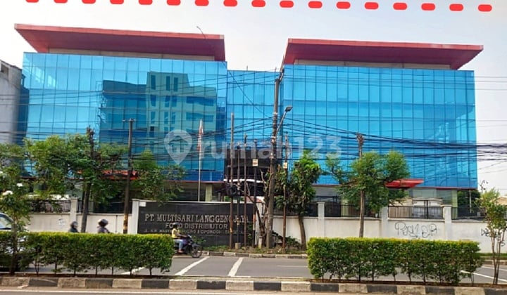 Cipondoh - Workshop - Kantor & Gudang. Harga Sangat Murah. Shgb LT 3500 M2. Dijalan Cipondoh Raya. Kota Tangerang