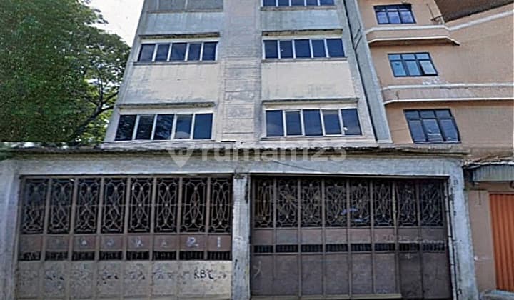 Pademangan - Ruko Strategi - Cocok Untuk Kost2an / Ruang Usaha. Dijalan Pademangan Iv. Hgb 390.0 M² Unfurnished. Pademangan. Jakarta Utara