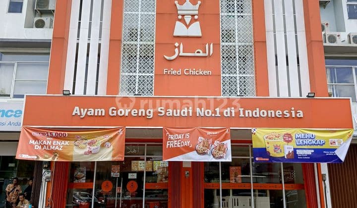 Bintaro - Ruko Bagus Sangat Terawat dan Strategi. SHM LT 135 M2. Dijalan Rc Veteran. Bintaro Permai. Jakarta Selatan