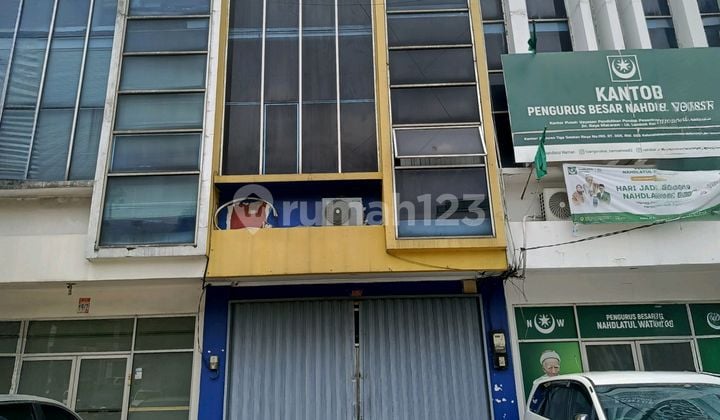 Pancoran - Ruko Bagus Sangat Strategi. SHM LT 107 M2. Dijalan Duren Tiga Raya. Pancoran. Jakarta Selatan