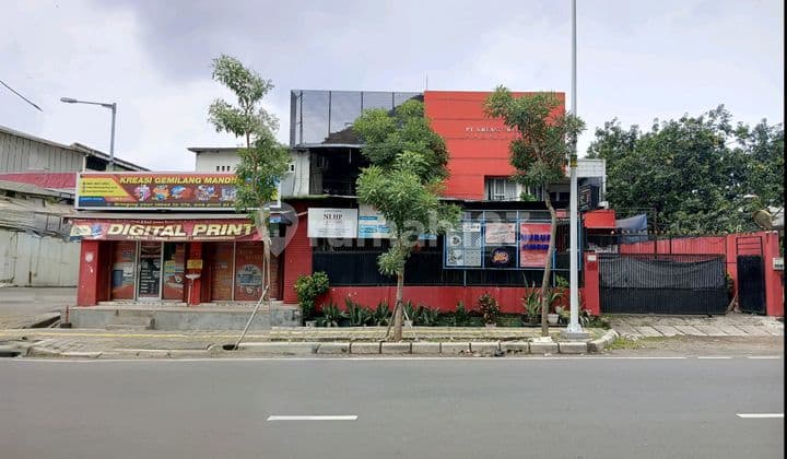 Duren Sawit - Pondok Bambu. Gudang & Kantor. SHM LT 880 M2. Dijalan Pondok Bambu. Duren Sawit. Jakarta Timur