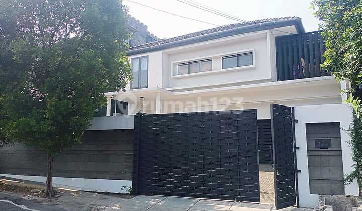 Perum Pondok Pinang Centre - Rumah Bagus Harga Siap Dinego. SHM Lt 453 M2. Dijl Ciputat Raya. Jakarta Selatan