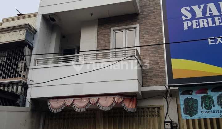 Ruko Perak Timur, 3 Lantai, Siap Pakai, Cocok Untuk Kantor, Toko.