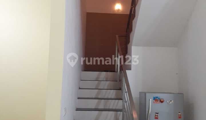 Rumah Baru Waterfront Citraland, Lt 240 Lb 400, Selatan Siap Huni