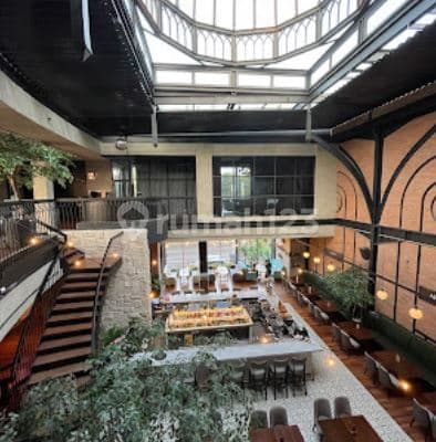 Dijual Ex resto Raya Kupang Indah, Perabot Lengkap, Lift, Genset.