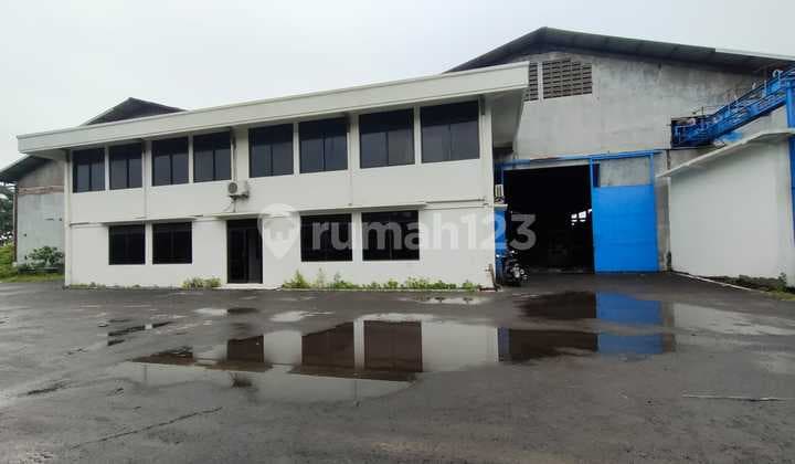 Pabrik Raya Trawas Ngoro, LT 45.955, SHM, Strategis, Siap Pakai.