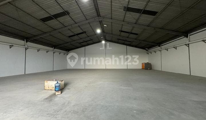 Disewakan Gudang Margomulyo Surimulya, Sudah Renov, Siap Pakai.