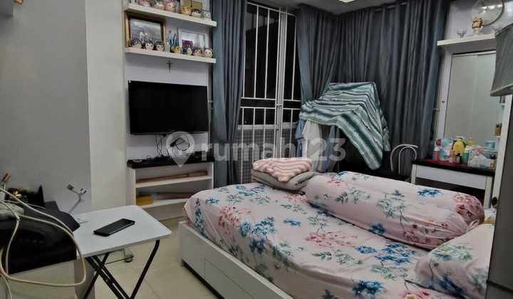 Apartemen Westmark 50Sqm 2Br Hoek Fully Furnished Best Deal Unit