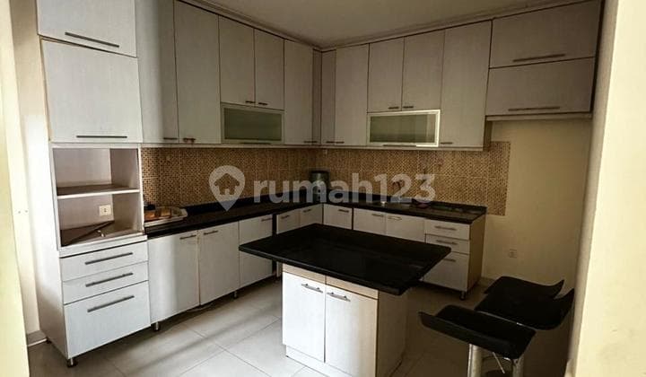 Rumah Layar Permai 8X15m2 SHM Semi Furnished Siap Huni Bagus