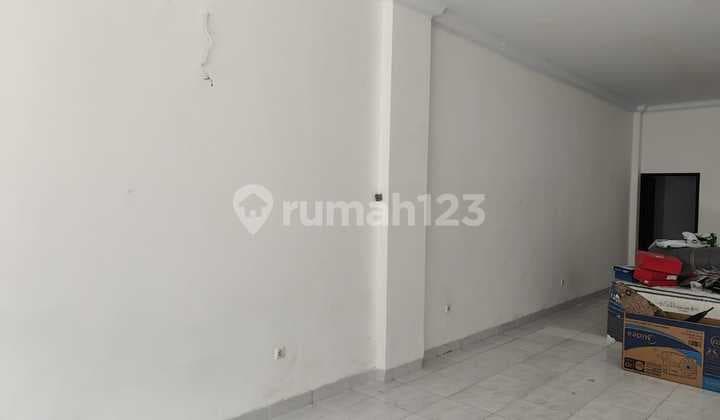 Rukan Exclusive Pik 5X15m2 3,5 Lantai Ready Rapi Siap Huni