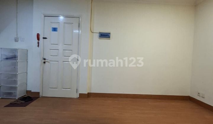 Apartemen City Resort Marygold Semi Furnished Mewah Full Vynil