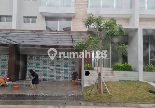 Rumah Pik 2 Manhattan 10x25 2,5 Lantai Mezzanine Best Deal Price
