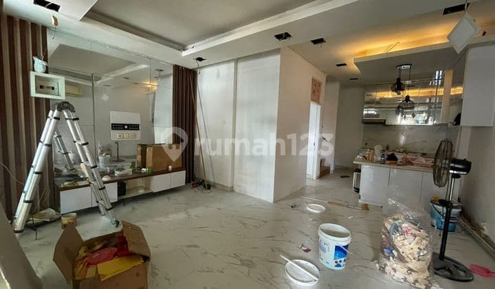 Rumah Minimalis Full Renov Full Furnished 5X18,5M2 2 Lantai SHM