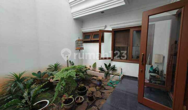 Dijual Rumah Rapi dan Bagus Siap Huni, Cideng, Jakarta Pusat