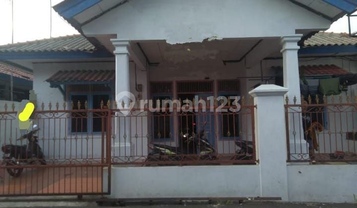 Cheap Sale, Still Active Boarding House in East Cakung Cheap Sale, Still Active Boarding House in East Cakung