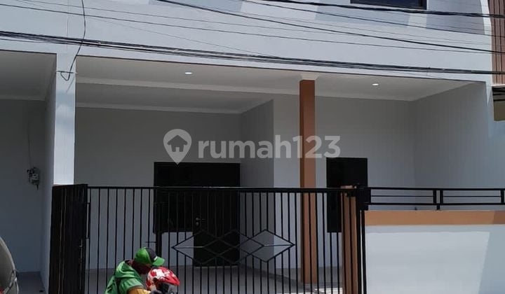 Dijual ( B U )Rumah Baru 2 LT di Harapan Indah