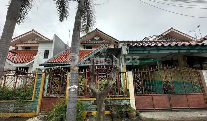 Dijual Murah Rumah 2 Lt Strategis Di Metland