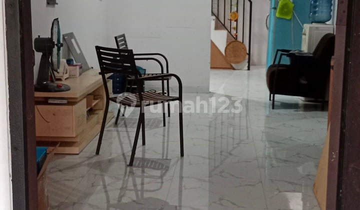 Dijual Murah Rumah 1.5 Lantai di Metland Cakung