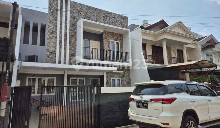 Disewakan Rumah 2 lt siap huni Di Kelapa Gading