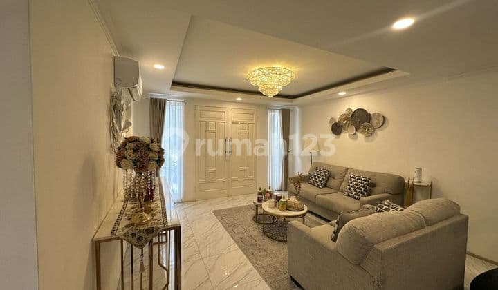 Dijual cepat Rumah Baru Renov 3 lantai di Ampera, Jakarta Selatan