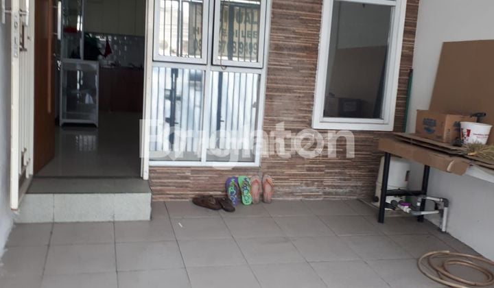 Rumah 3 Lantai Di Tanjung Duren