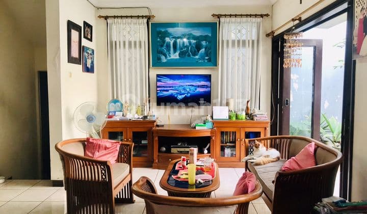 Rumah 2 Lantai SHM Tatar Wangsakerta Kota Baru Parahyangan