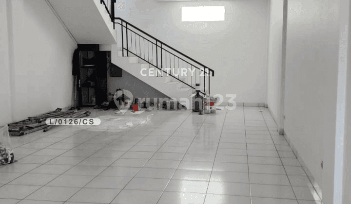 Ruko 3 Lantai Min Sewa 2 Tahun Strategis di Mekarwangi Bandung