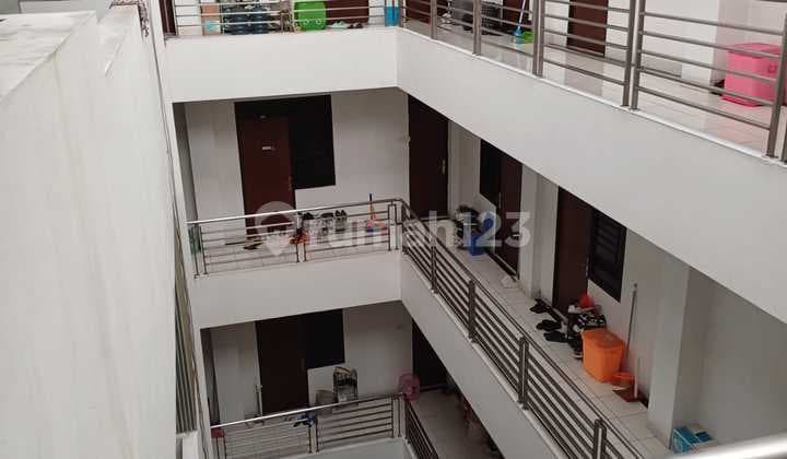 K372 Rumah Kos Dan 5 Kios Di Palmerah, Jakarta Barat
