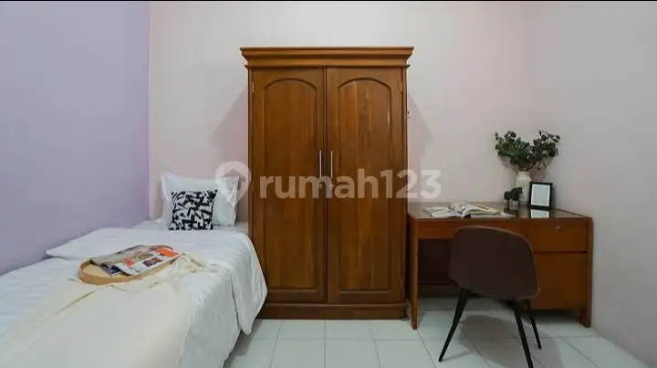 K371 Kos Bagus dan Strategis di Beji, Depok