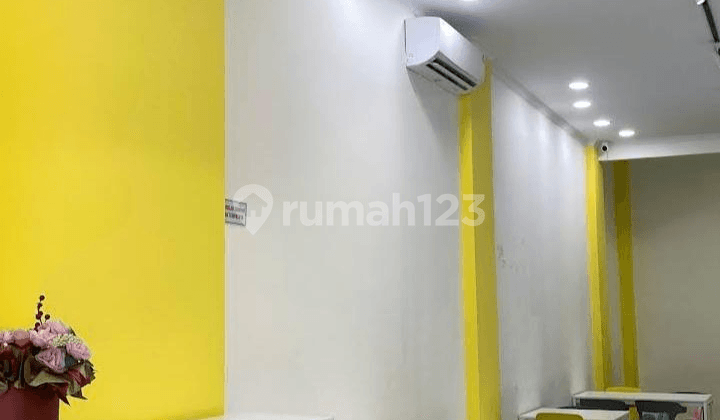 Rk872 Ruko Di Kedoya Utara, Jakarta Barat