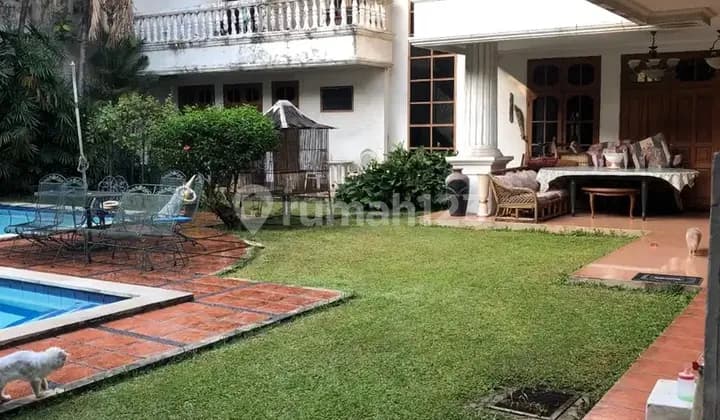 R2021 House in Kebayoran Lama, South Jakarta