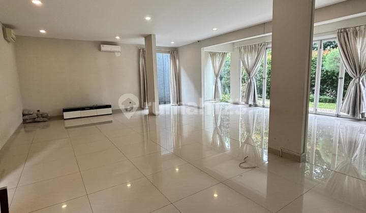 For Sale Nice House in De Brassia De Park, BSD