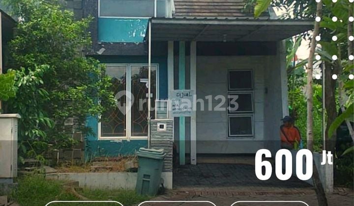 For Sale Ladiva Greenhill House in Menganti, Gresik For Sale Ladiva Greenhill House in Menganti, Gresik
