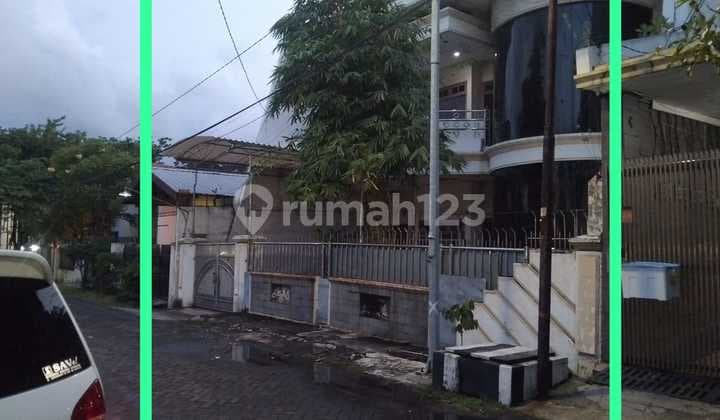 For Sale By Auction: Medokan Asri Barat Xii No. 01 House, Surabaya