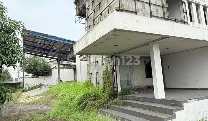 Dijual Gedung Cocok untuk Kantor Taman Sidoarjo