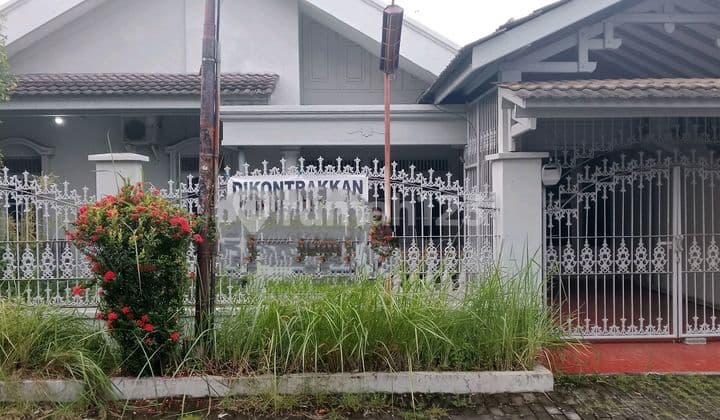 Disewakan Rumah Full Furnish Depan Ciputra Mall