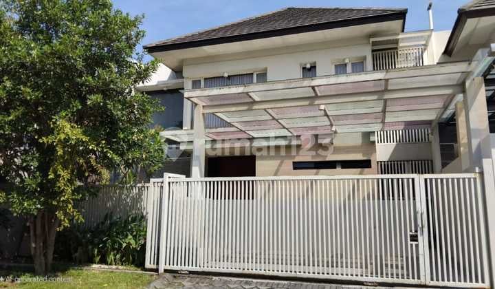 Dijual Rumah Mewah Graha Family Siap Huni