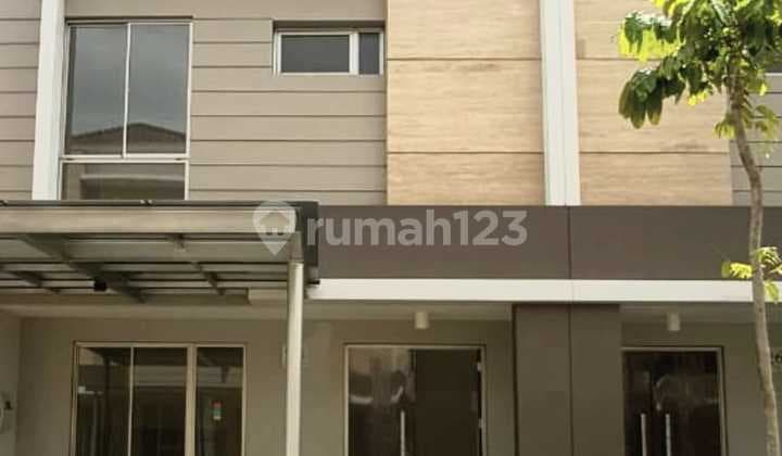 For Sale House at Golf Island PIK Jakut