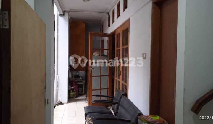 Rumah Dijual Klasik Plus Kosan Di Sayap Dago