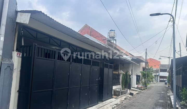 Rumah Taman Darmo Indah Selatan