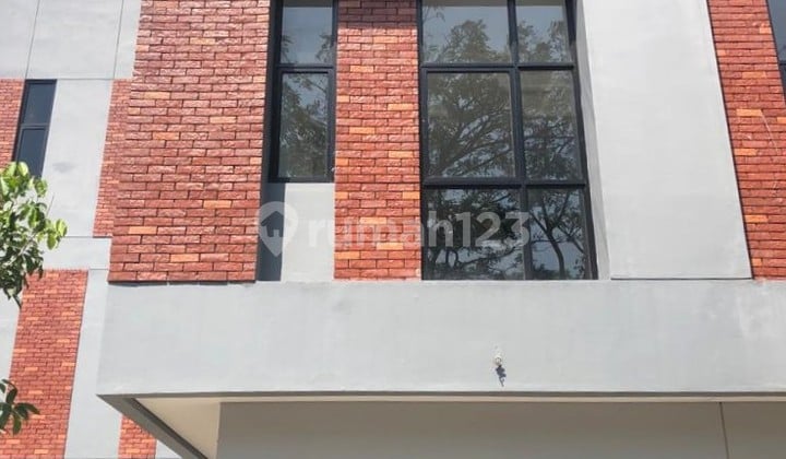 Ruko 3 Lantai 40M2 di Bsd City, HGB, Siap Huni