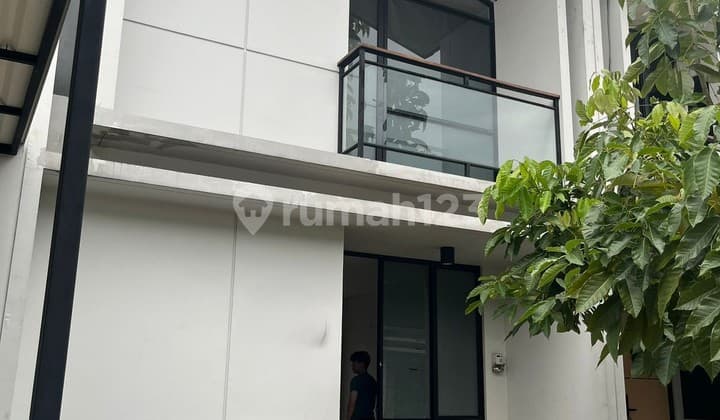 Rumah 2 Lantai 82,5M2 di Cluster Cendana Icon, Lippo Karawaci, Tangerang, PPJB