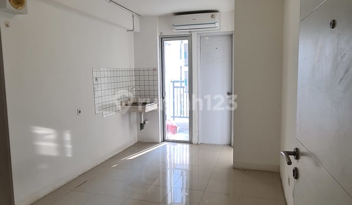 Bassura City Apartment 2BR 34m2 in Jatinegara, East Jakarta, Freehold Title